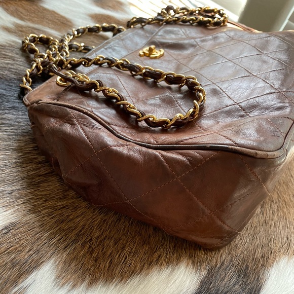 Vintage Chanel Camera Bag - Picture 3 of 12